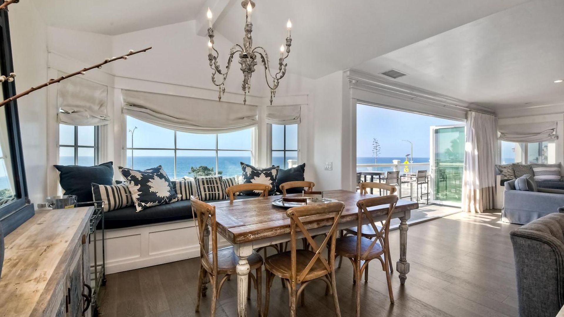 3636 Blvd - Upper * Carlsbad