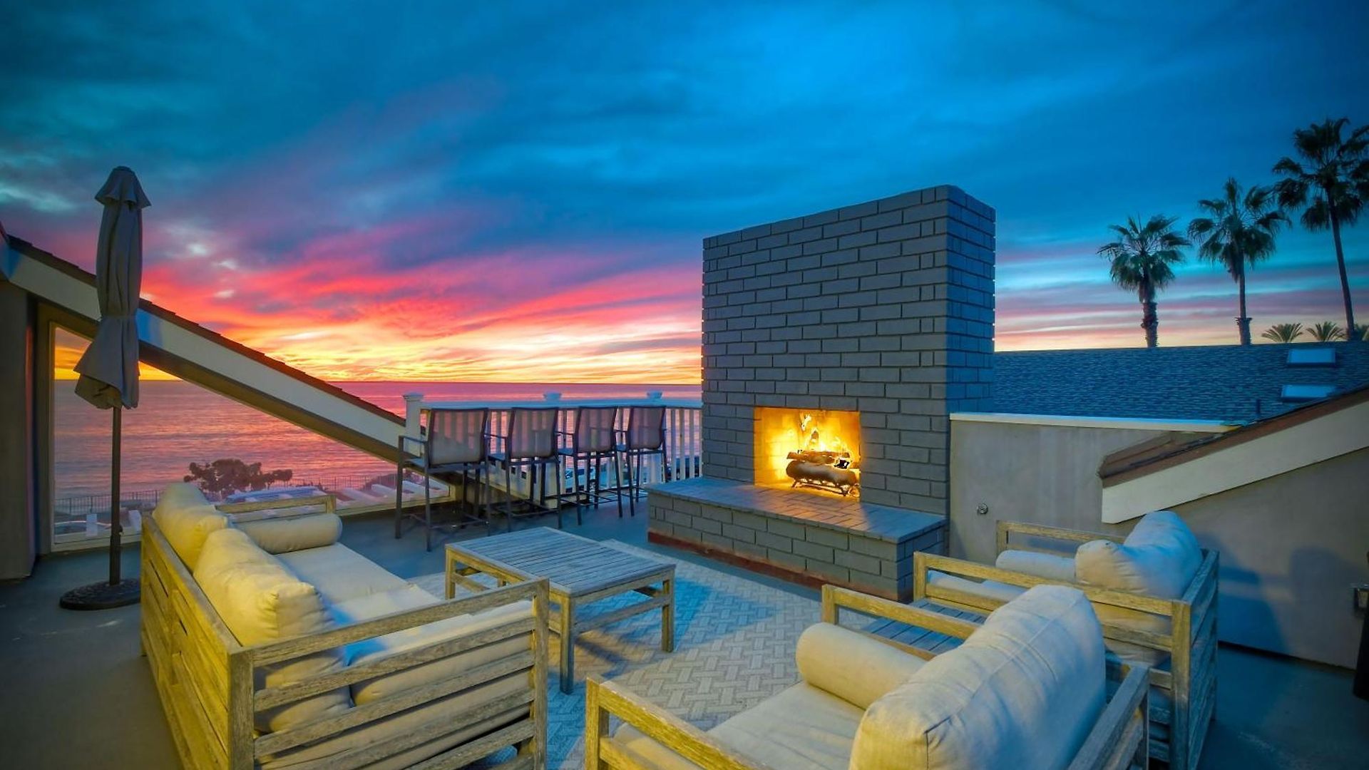 Holiday home 3636 Blvd - Upper *
