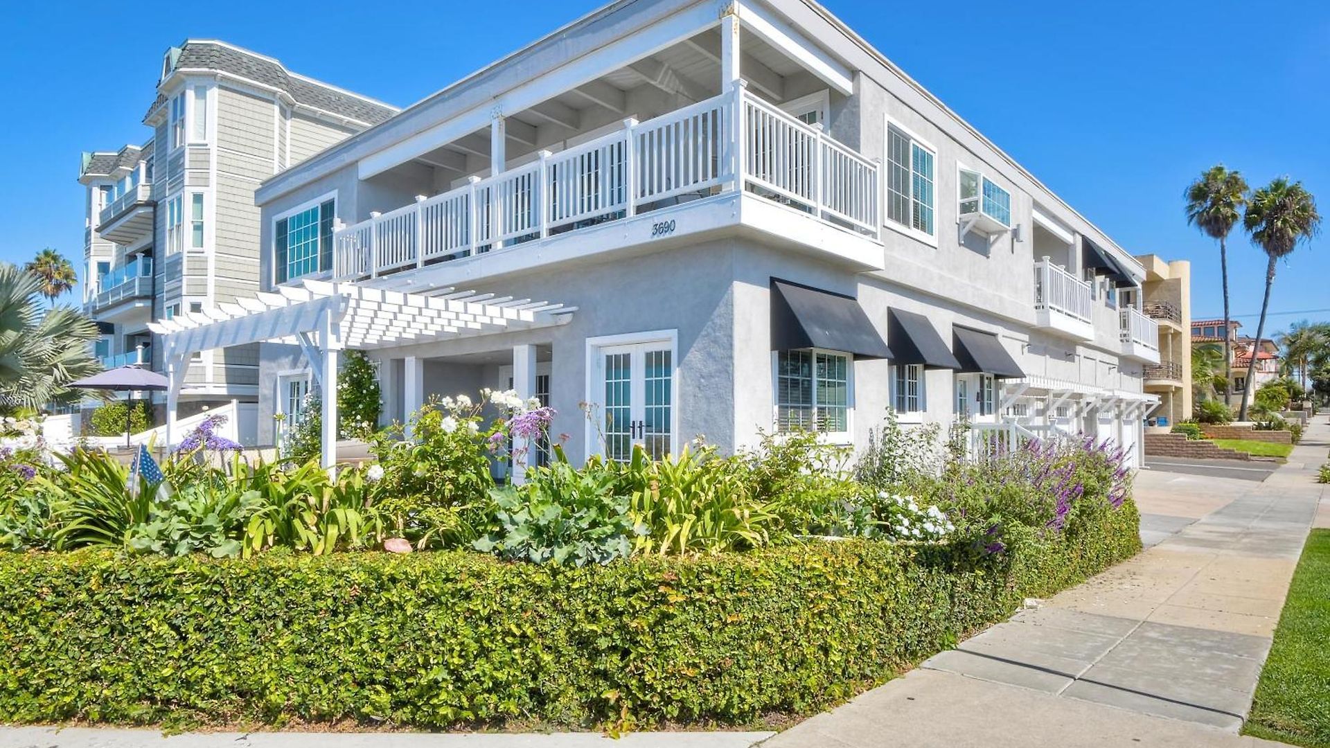 3690 Boulevard - Unit C *
