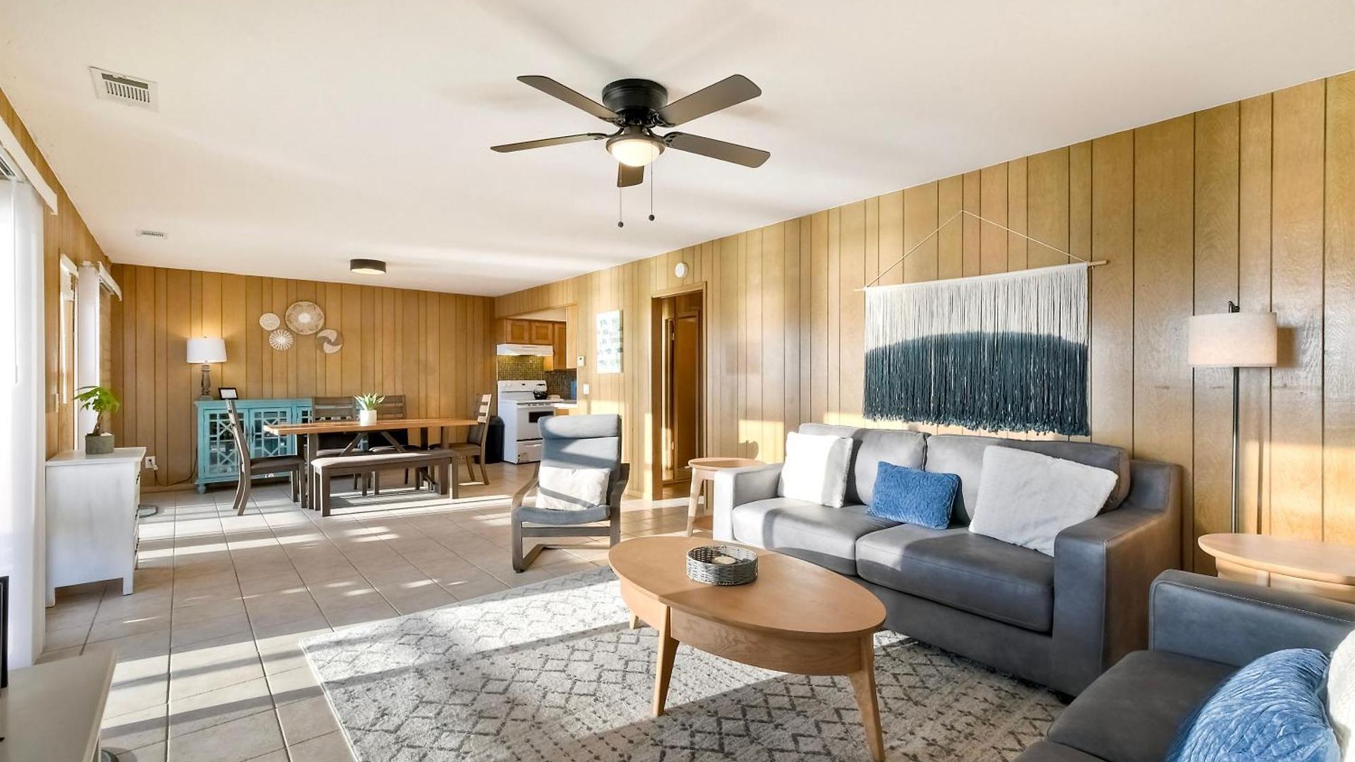 Oceanfront Getaway Ocean Views Fire Pit Bbq Access Apartment *