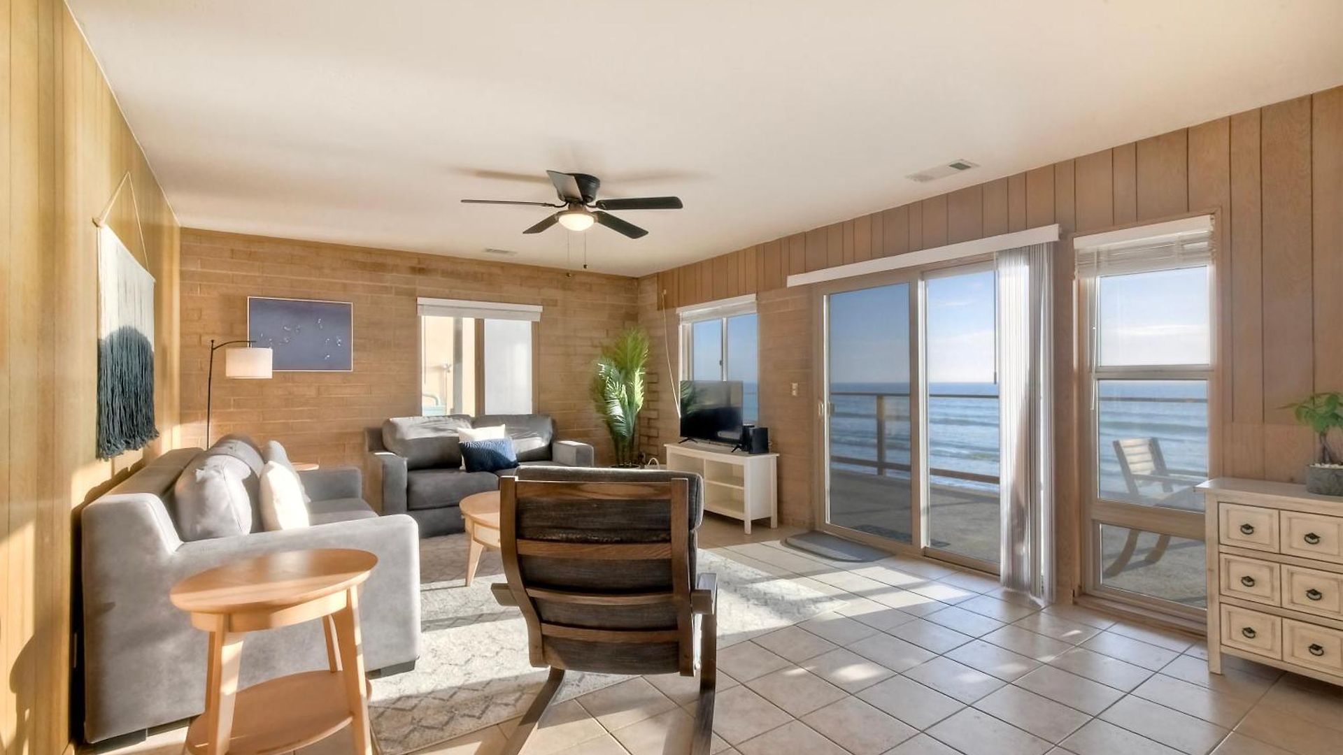 Oceanfront Getaway Ocean Views Fire Pit Bbq Access Apartment Carlsbad