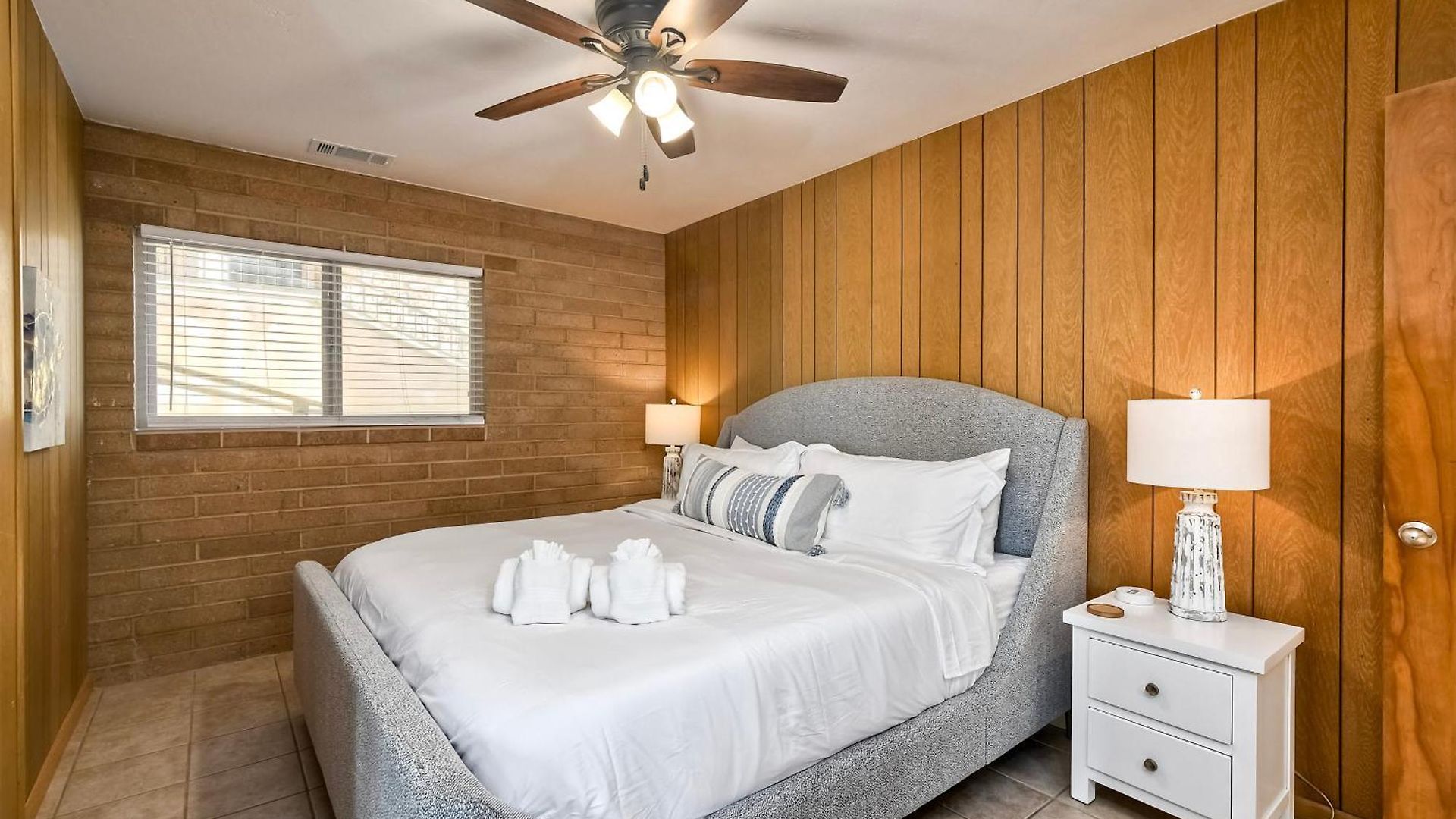 Apartment Oceanfront Getaway Ocean Views Fire Pit Bbq Access *