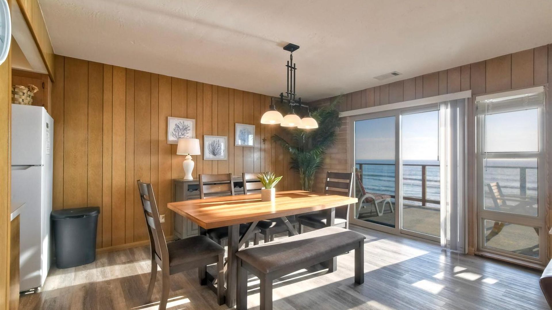 Oceanfront Getaway Ocean Views Fire Pit Bbq Access Apartment