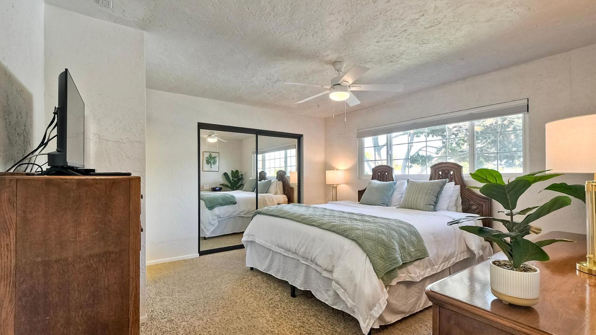 Holiday home Hot Tub, Fire Pit, Bbq, Shuffleboard, Walk To *