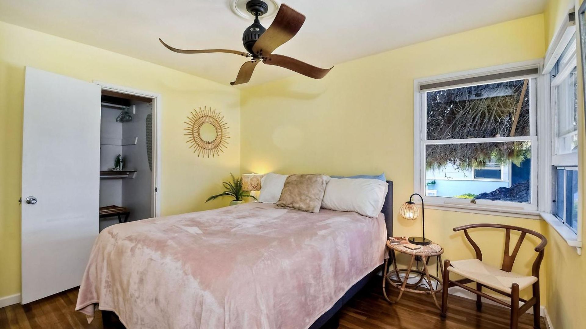 167 Tamarack