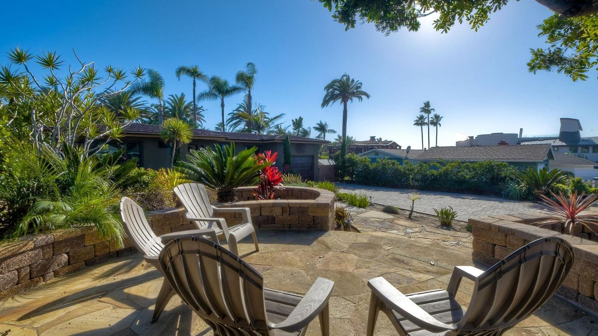 5285 Shore Drive * Carlsbad