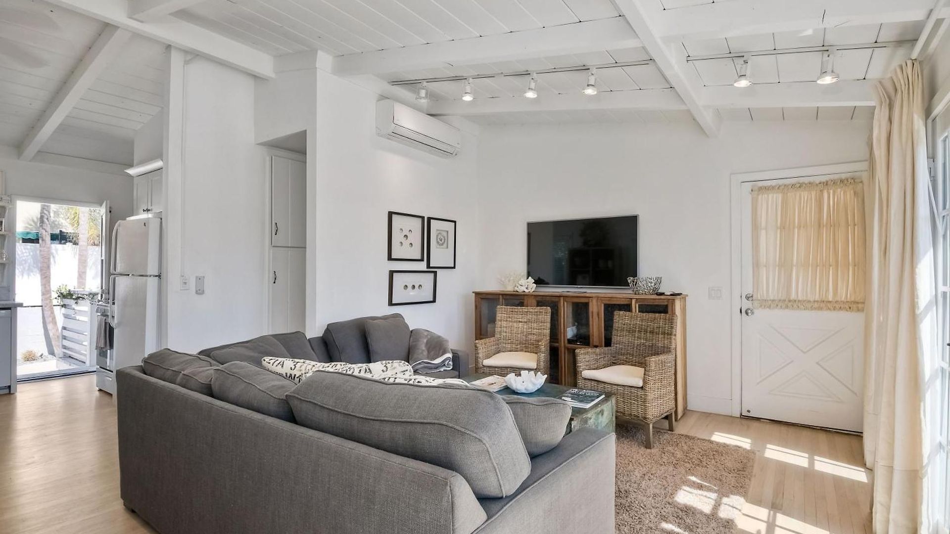 180 N 190 Walnut Entire *