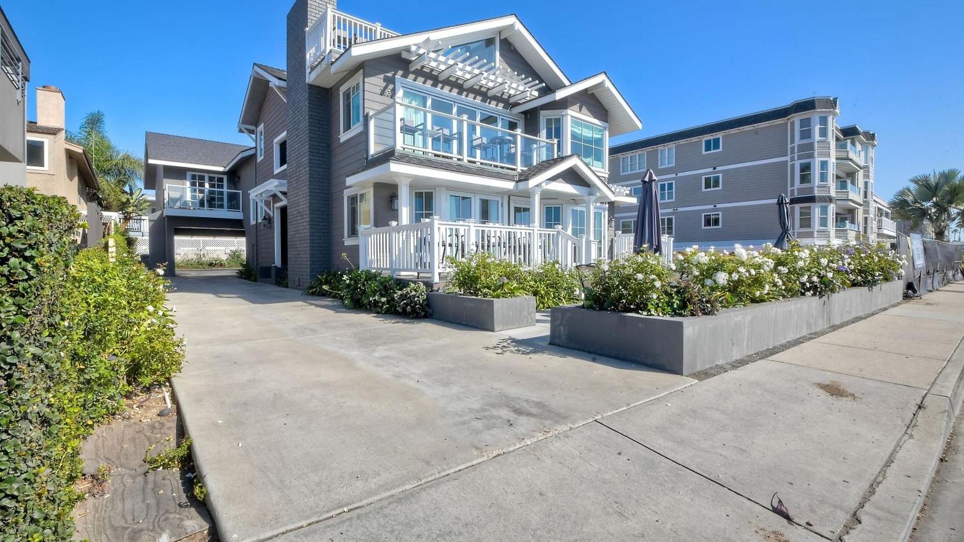 3636 Blvd - Entire *