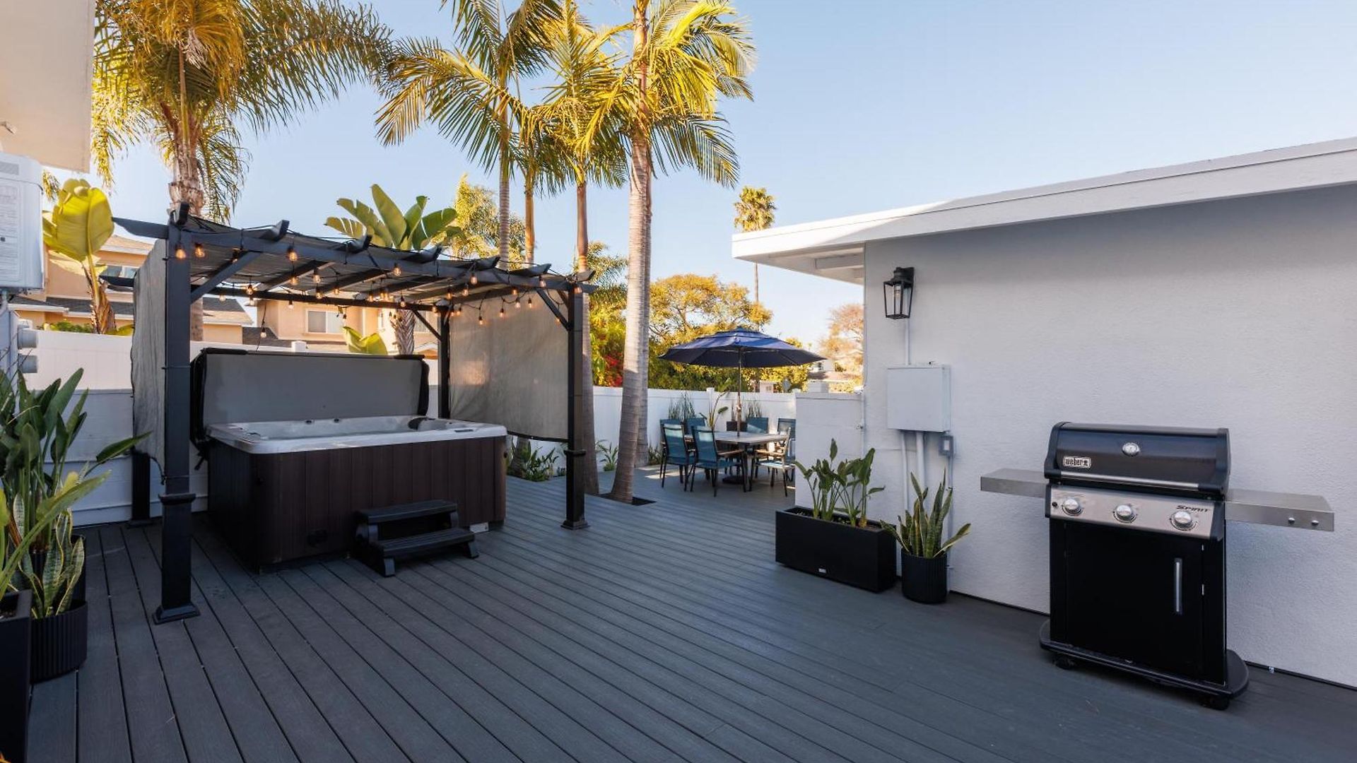 Cb-3900a - Coastal Surfer's Dream Holiday home *