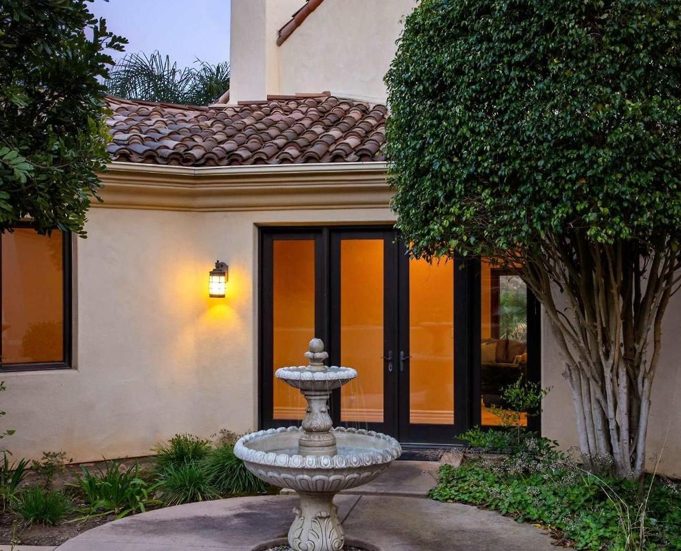 Holiday home 7br Estate With Pool Firepit & Views