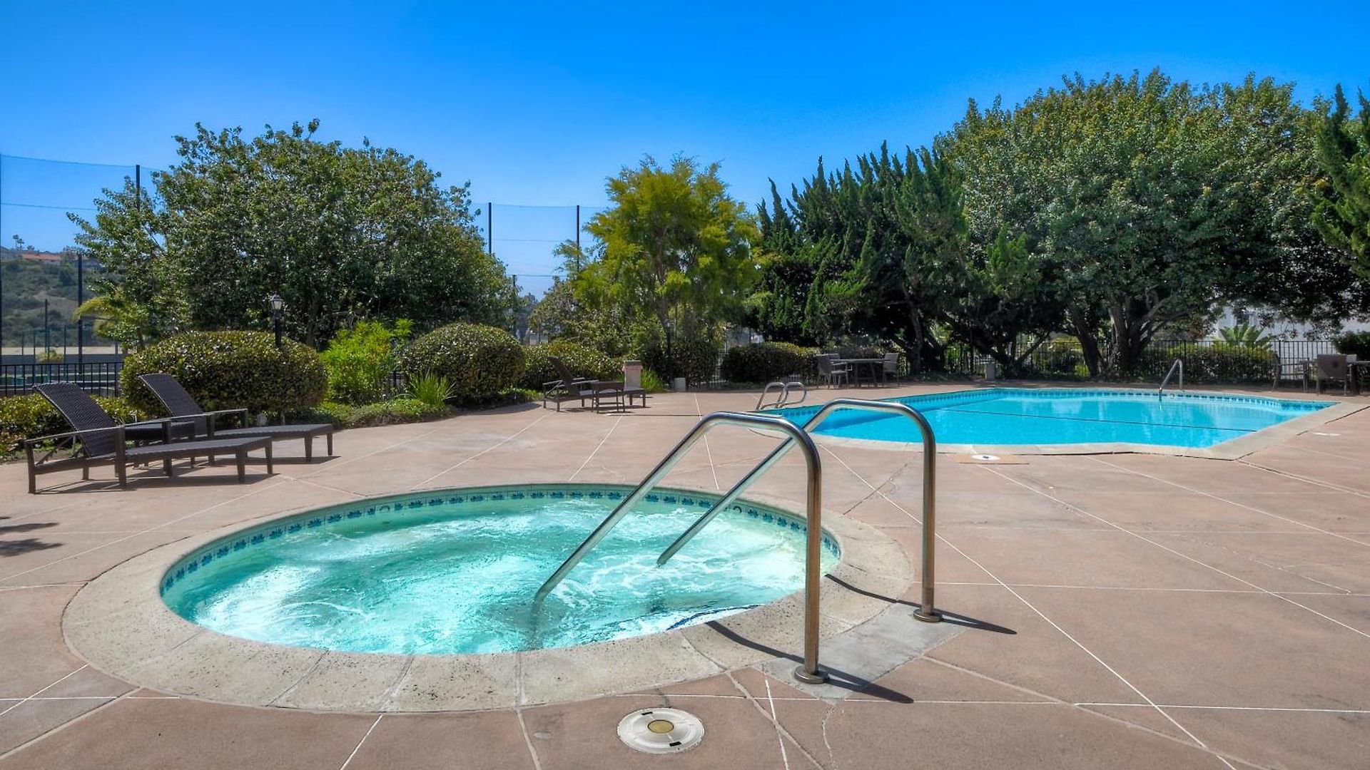 Pool, Hot Tub, Steps To Omni La Costa Apartment
