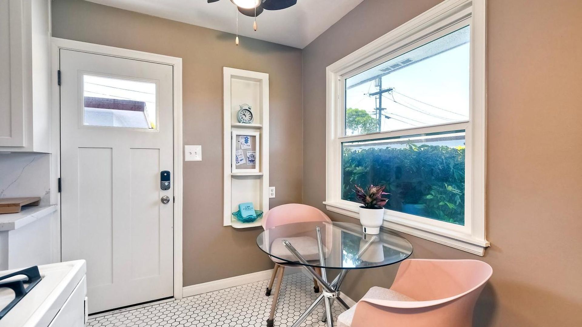 Walk 2 Beach, Ev Charger, Outdoor Dining, 2 Units *