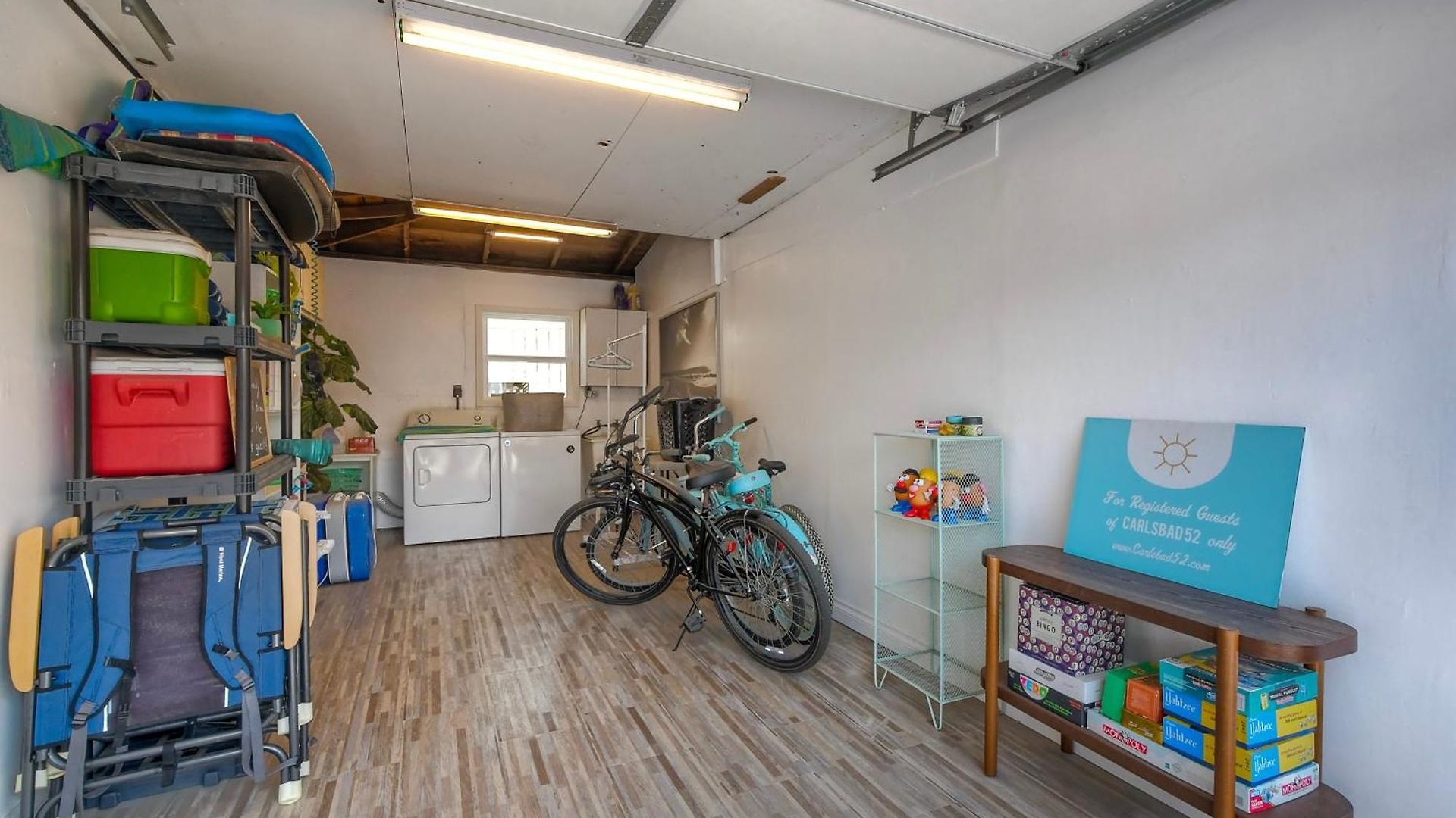 Walk 2 Beach, Ev Charger, Outdoor Dining, 2 Units Holiday home Carlsbad