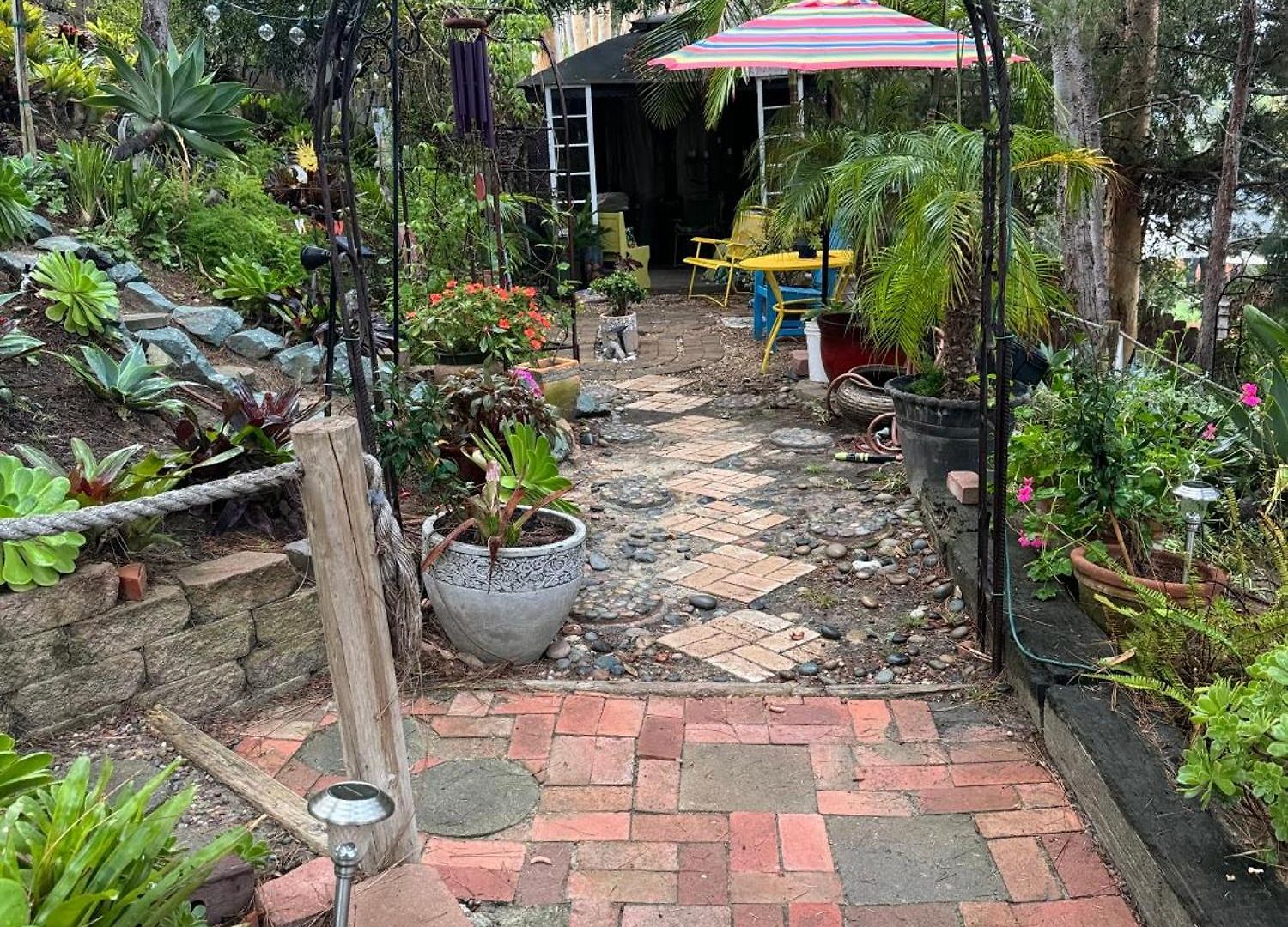 Coastal Hideaway Homestay *
