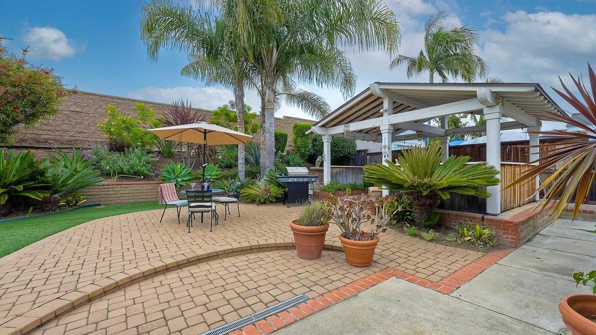 Charm - 3br Stunner Holiday home Carlsbad