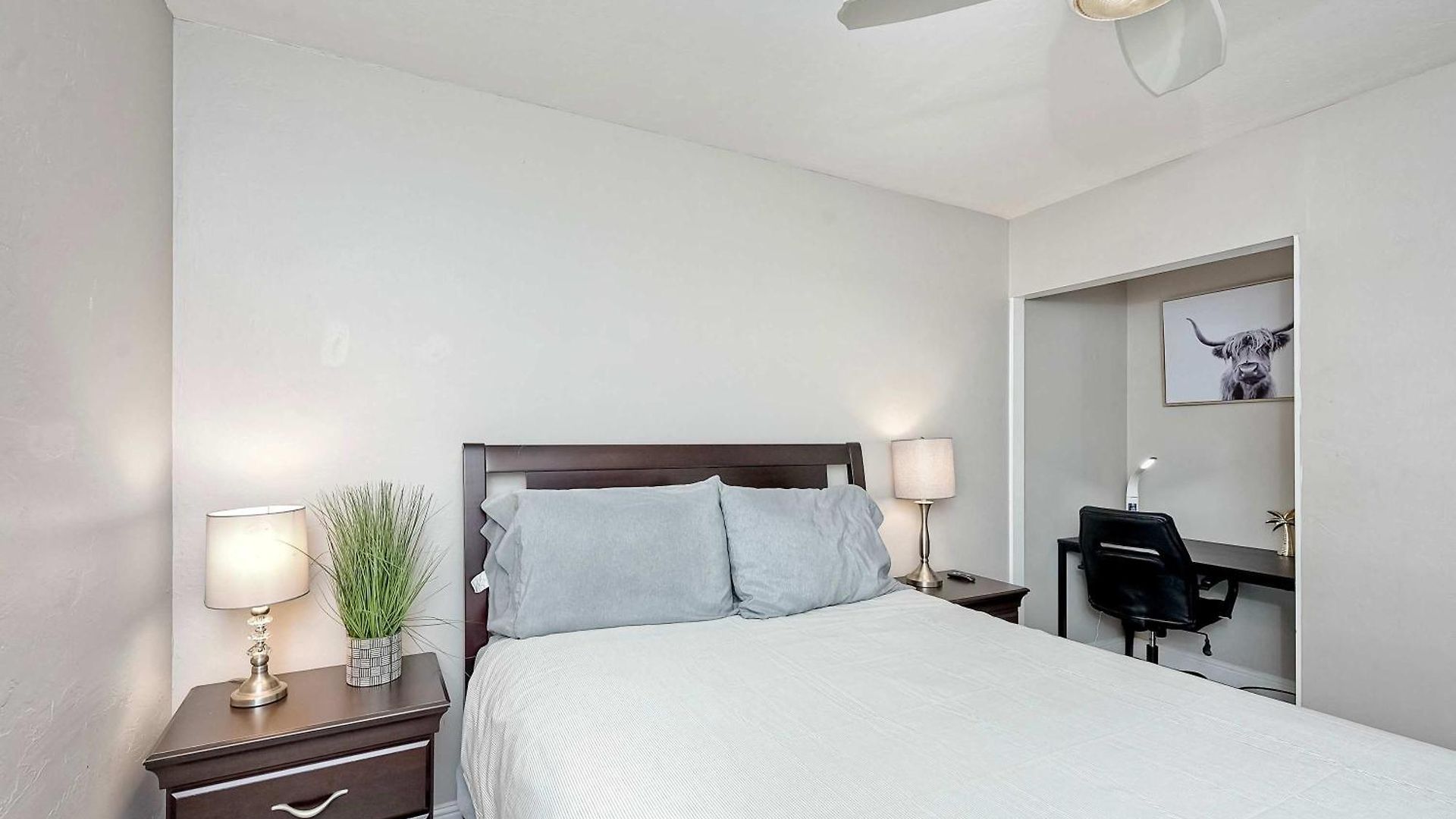 Charm - 3br Stunner *