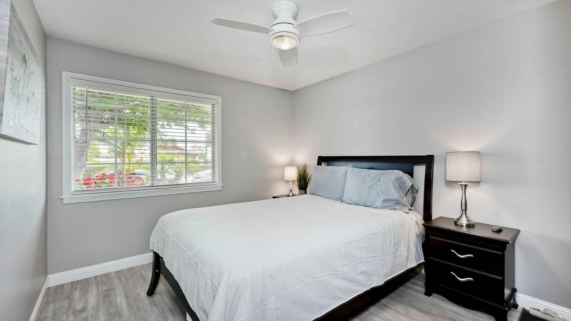 Holiday home Charm - 3br Stunner *