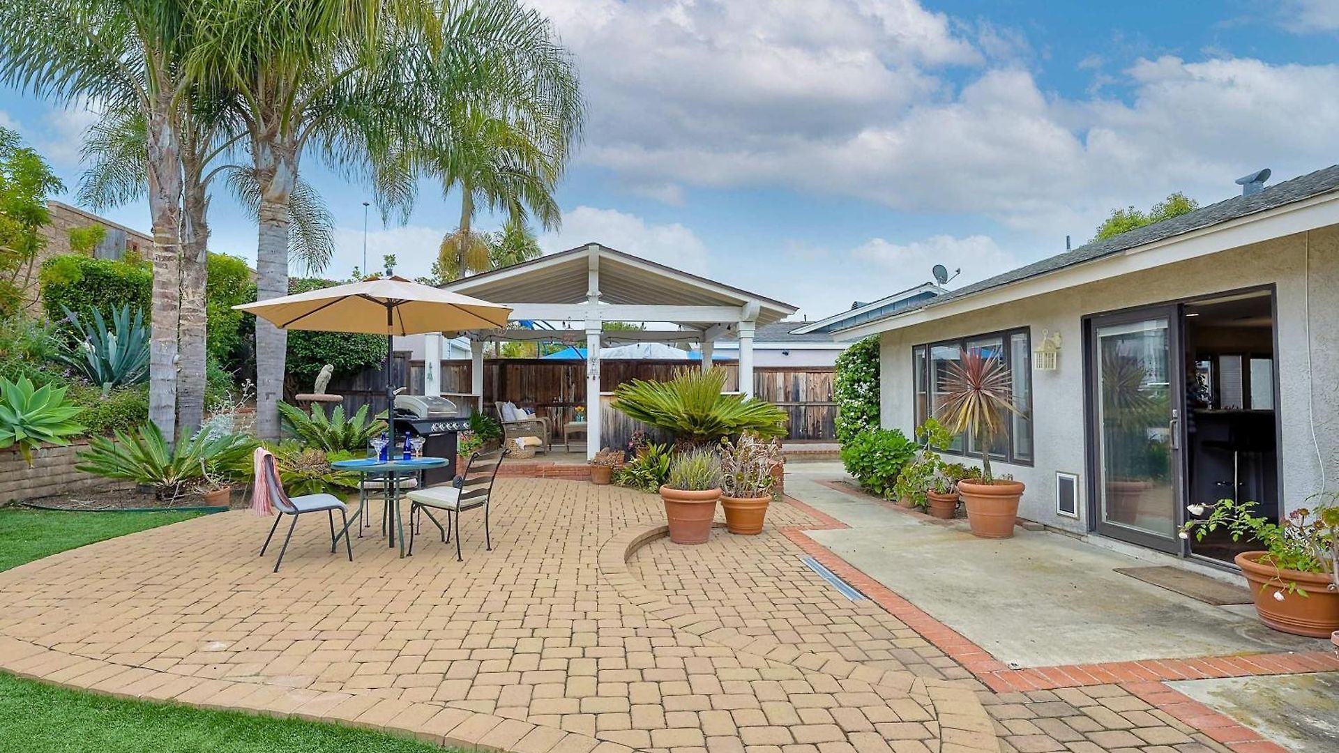 Charm - 3br Stunner * Carlsbad