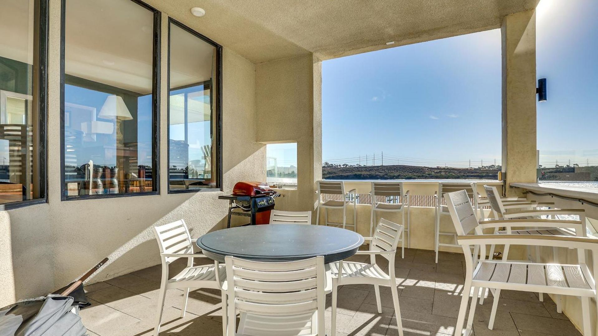 Waterfront W/ Dock Access In Carlsbad! Holiday home *