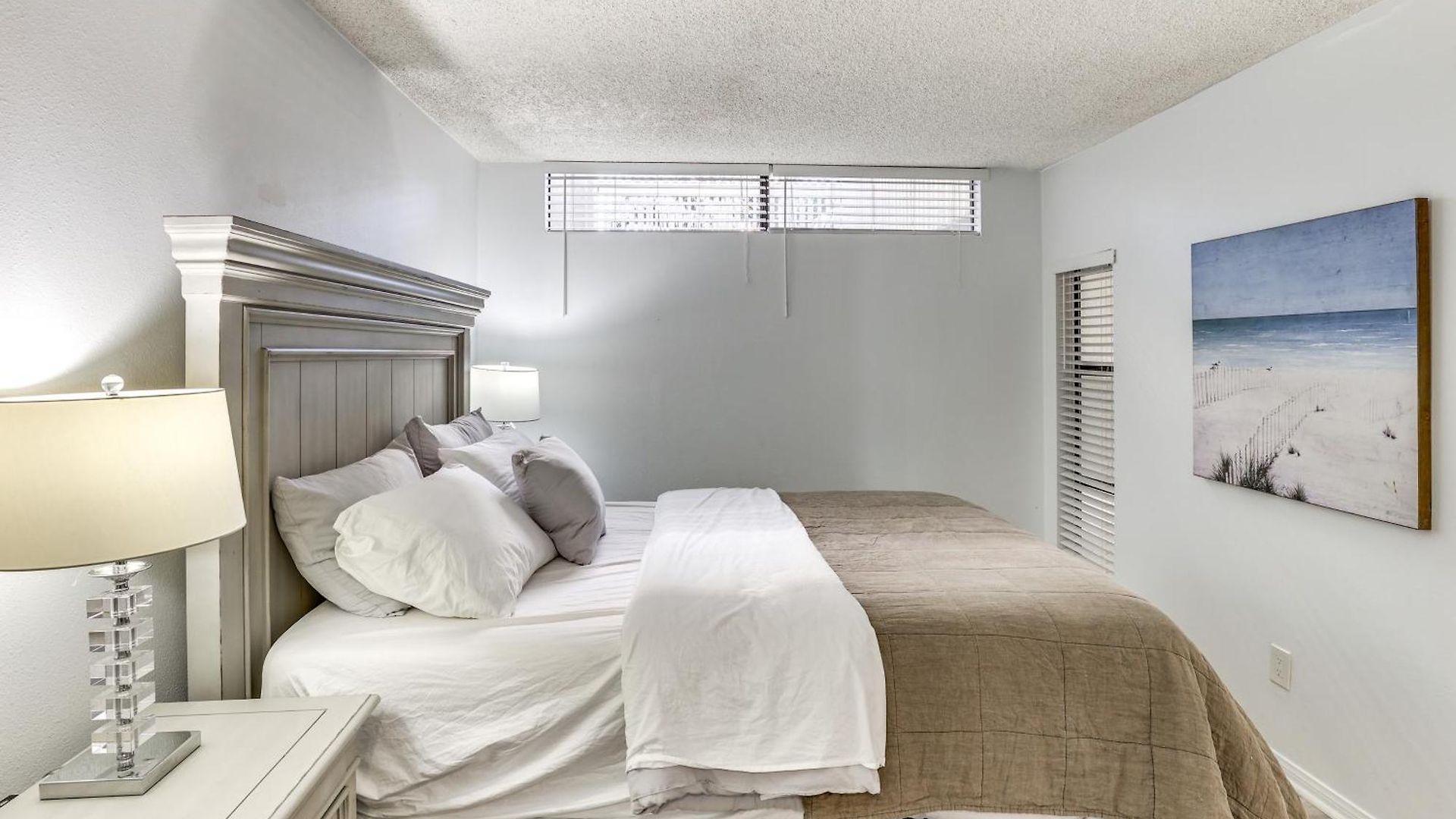 Holiday home Waterfront W/ Dock Access In Carlsbad!