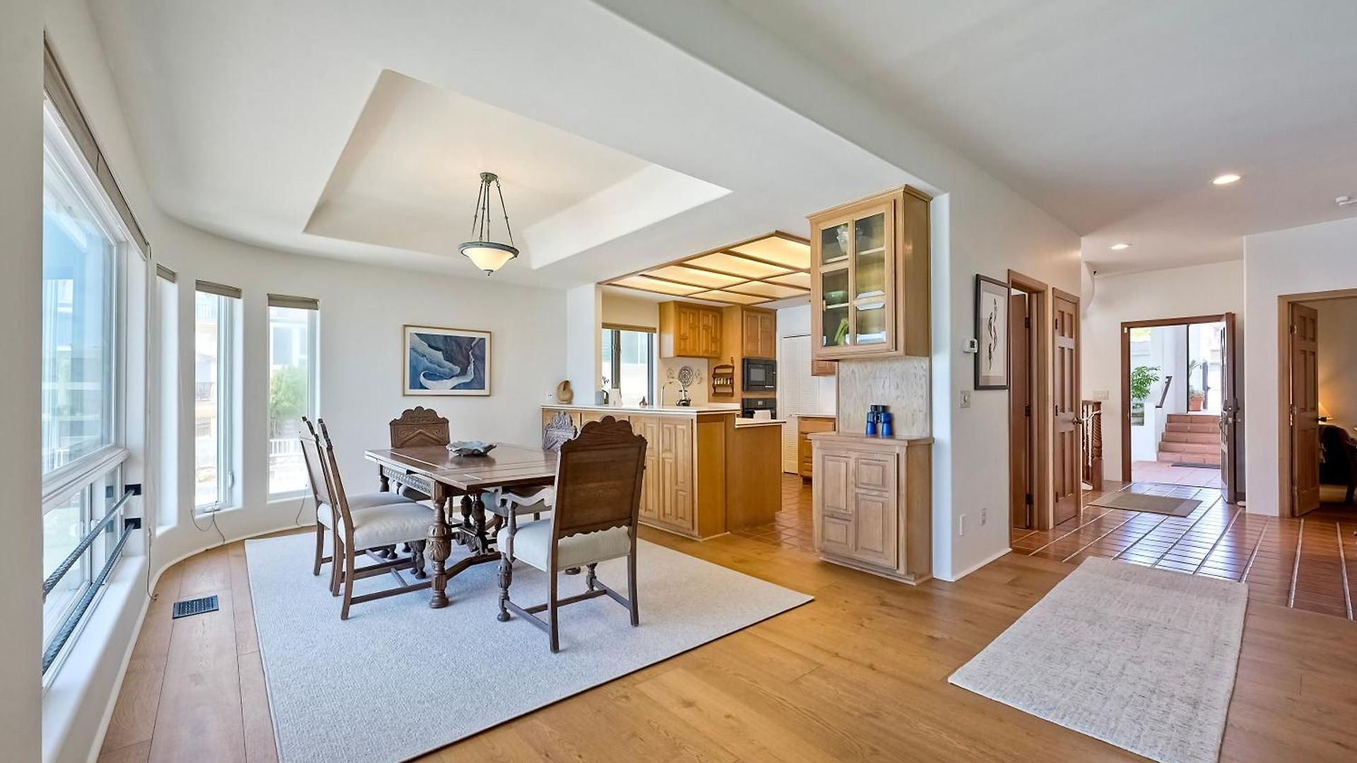 Exclusive Beachfront Duplex In Village Ocean Views, Sleeps 9 Holiday home