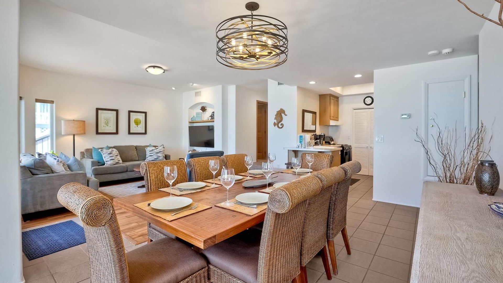 Exclusive Beachfront Duplex In Village Ocean Views, Sleeps 9