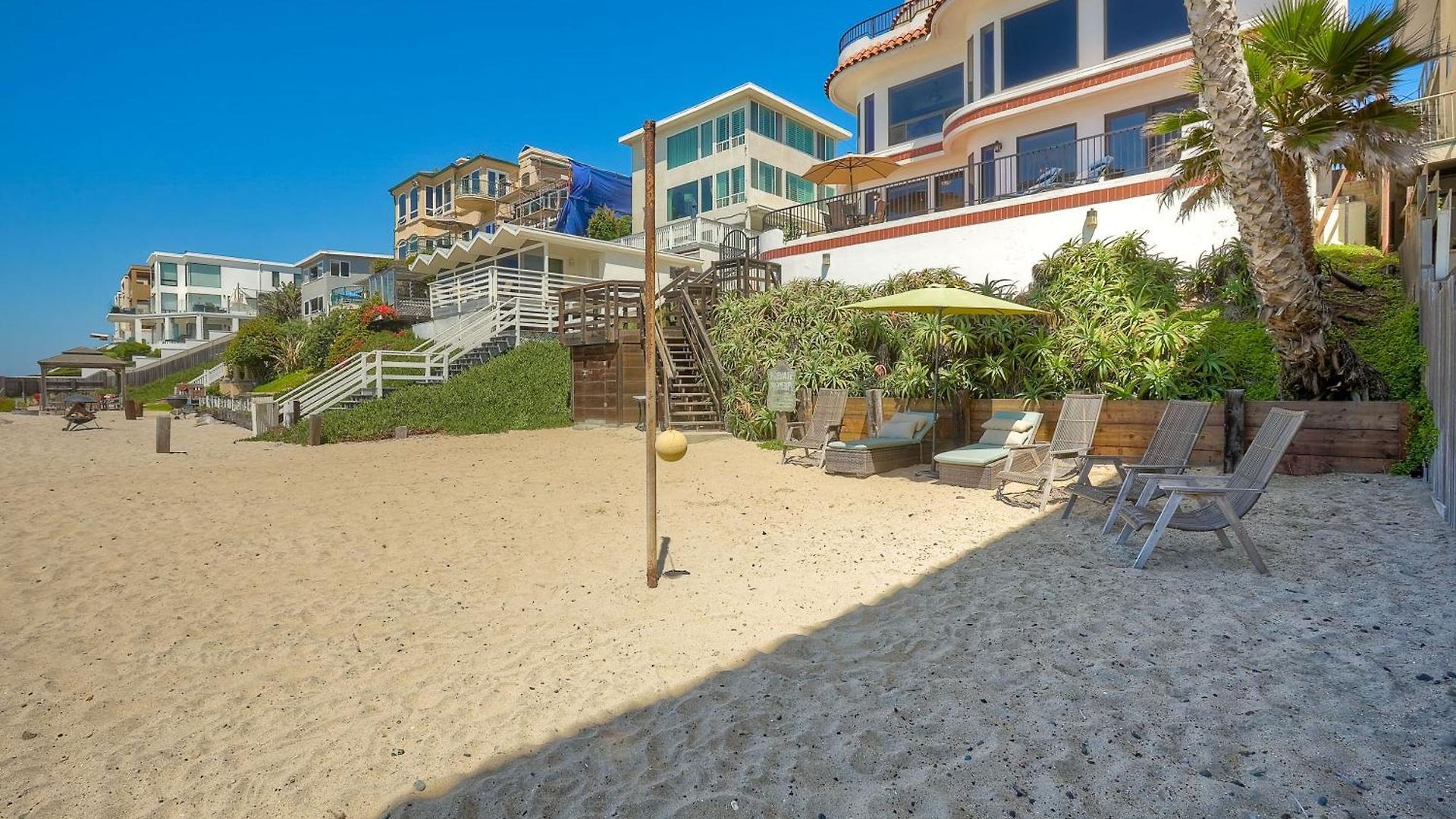 Holiday home Exclusive Beachfront Duplex In Village Ocean Views, Sleeps 9 Carlsbad