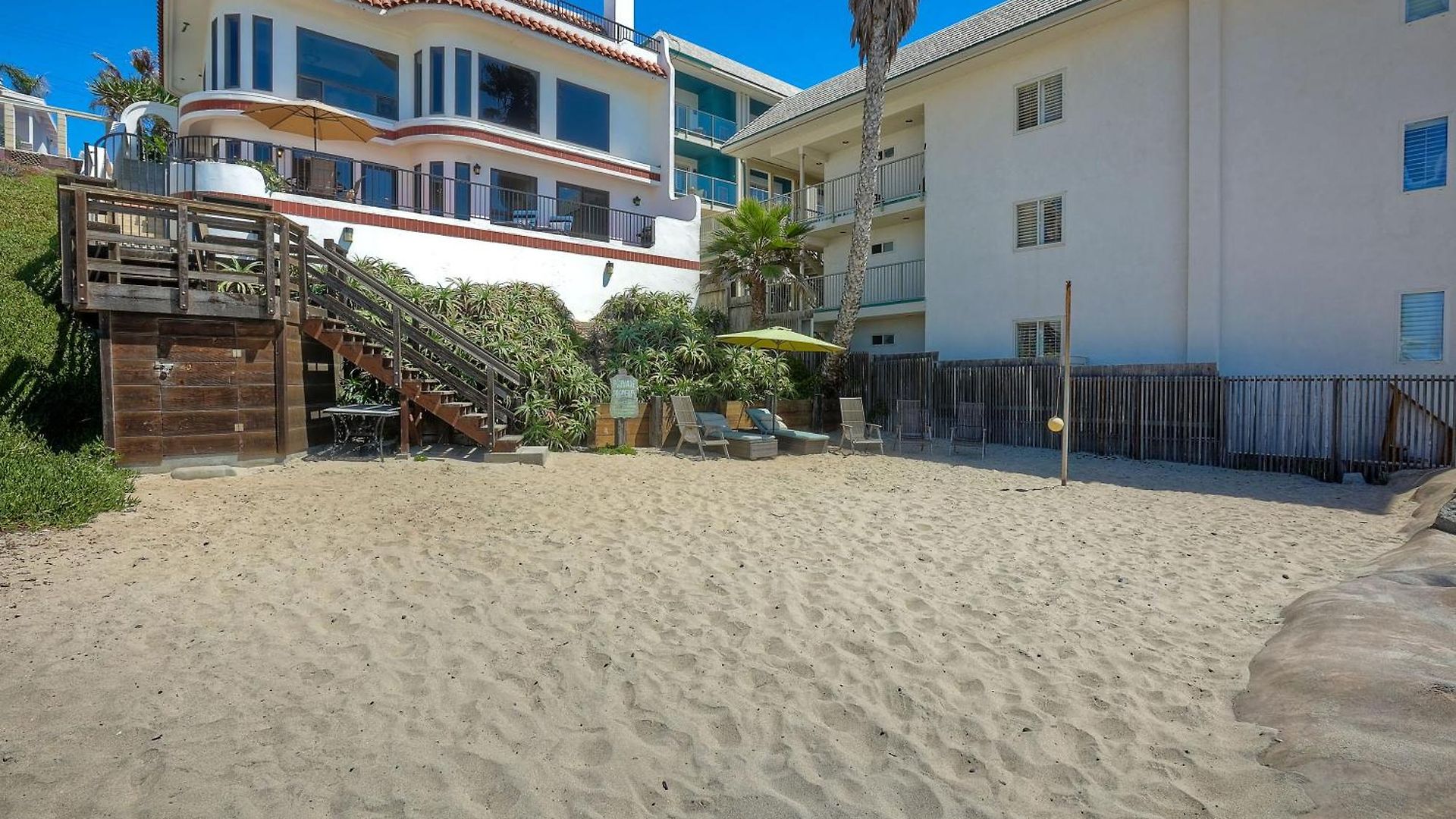 Holiday home Exclusive Beachfront Duplex In Village Ocean Views, Sleeps 9 Carlsbad