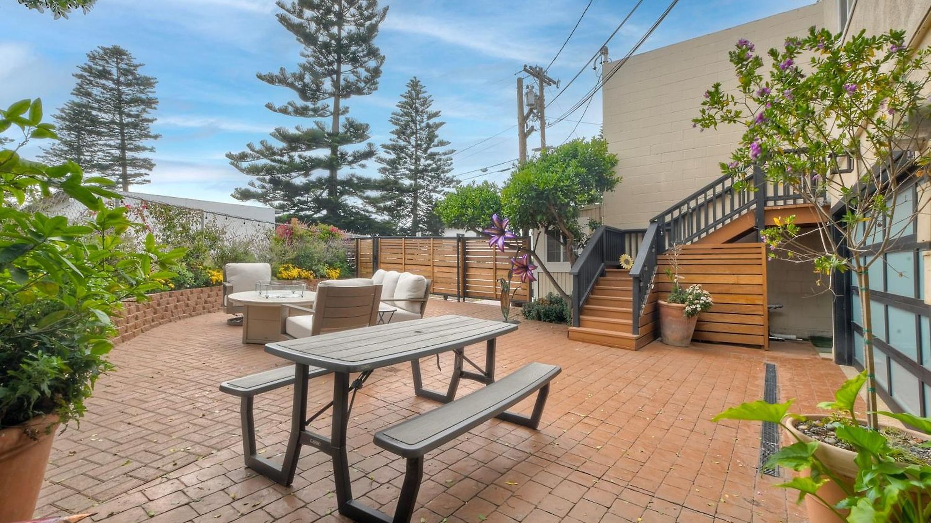 Apartment Steps To Beach, 2br Dog Friendly With Fire Pit