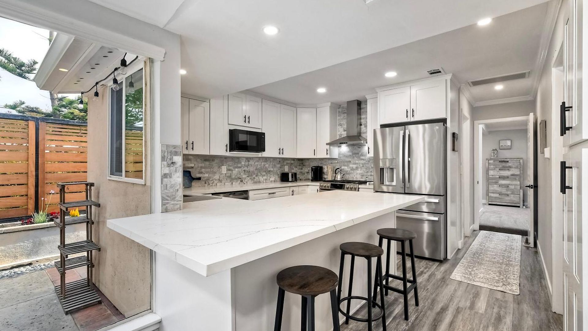 Steps To Beach, 2br Dog Friendly With Fire Pit Apartment *