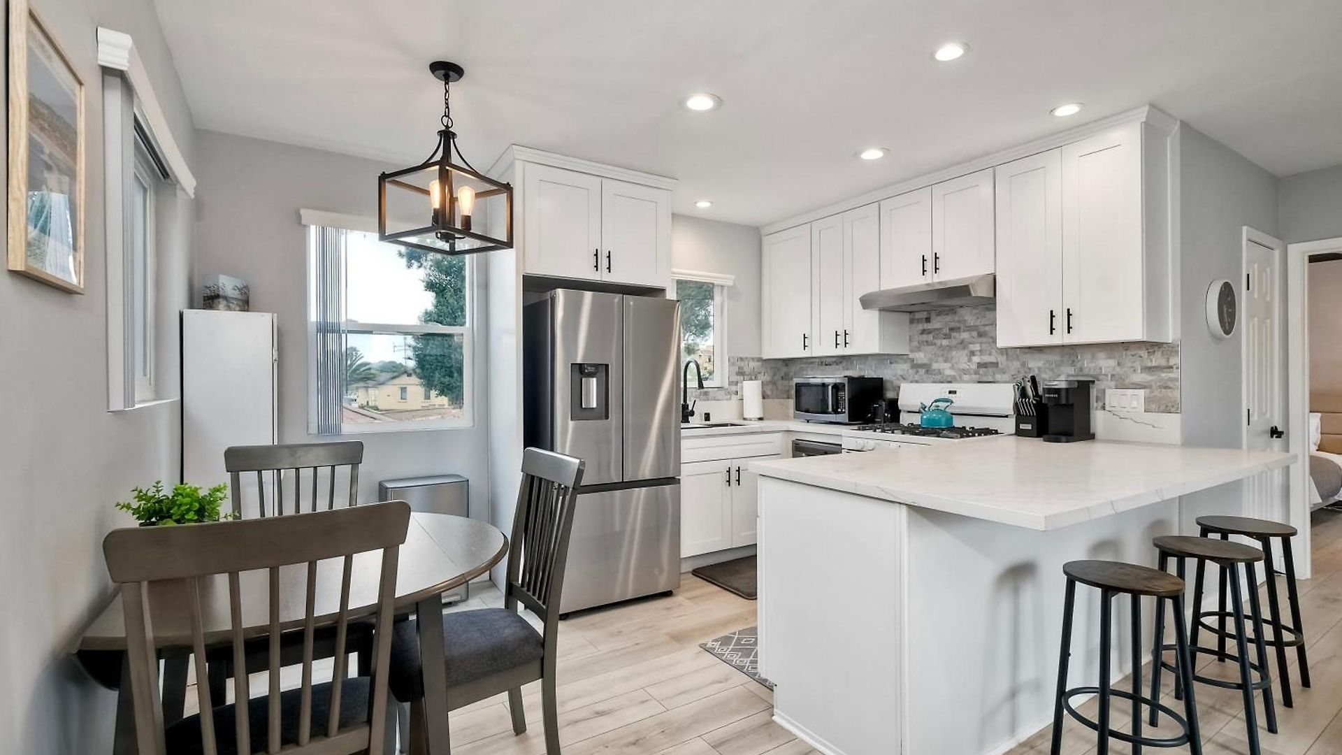 Apartment Seabreeze 1br, Walk To Sand, Pet Friendly, Parking, Fire Pit Access *