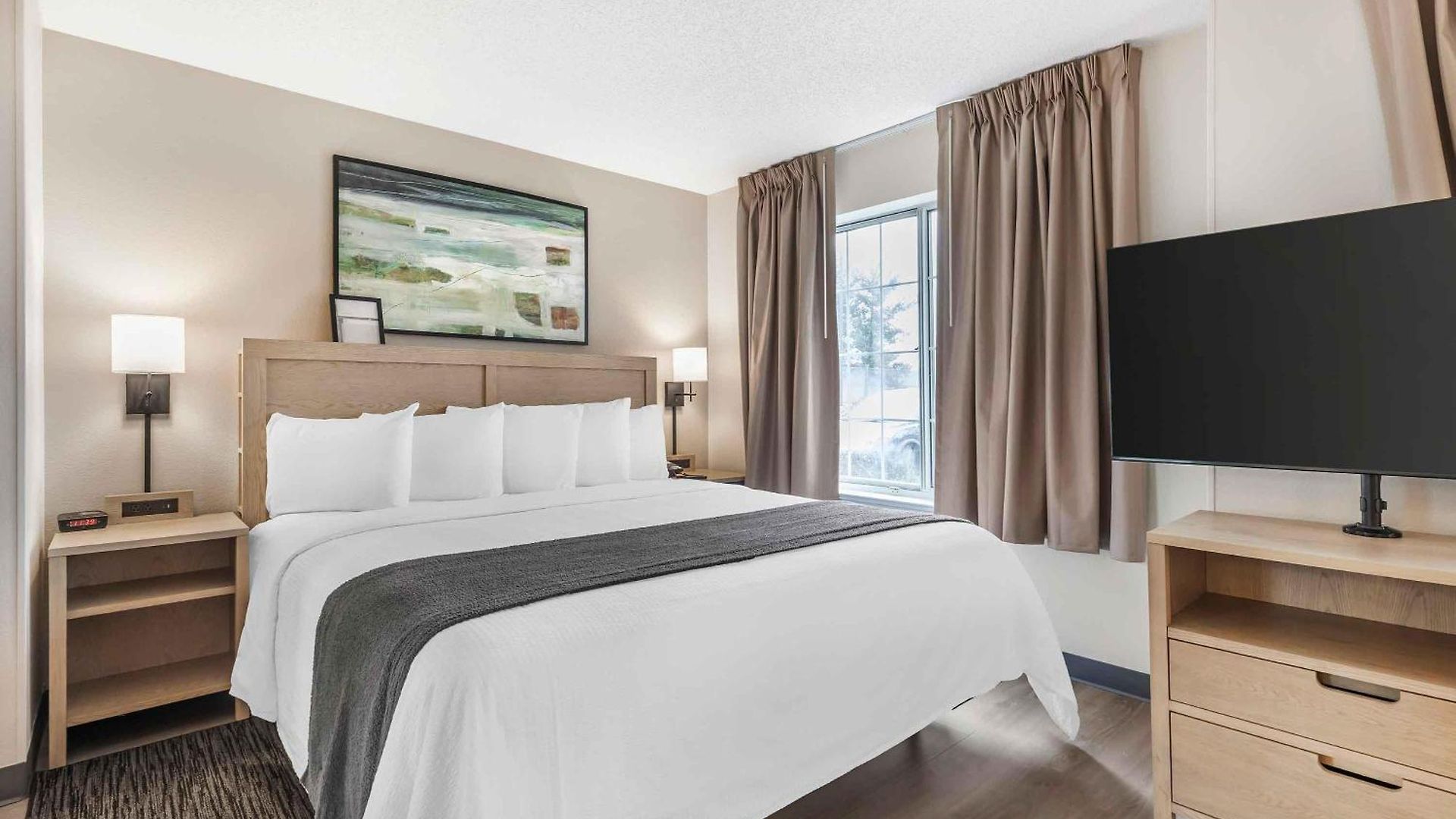 Extended America - San Diego - Village By The Sea Carlsbad