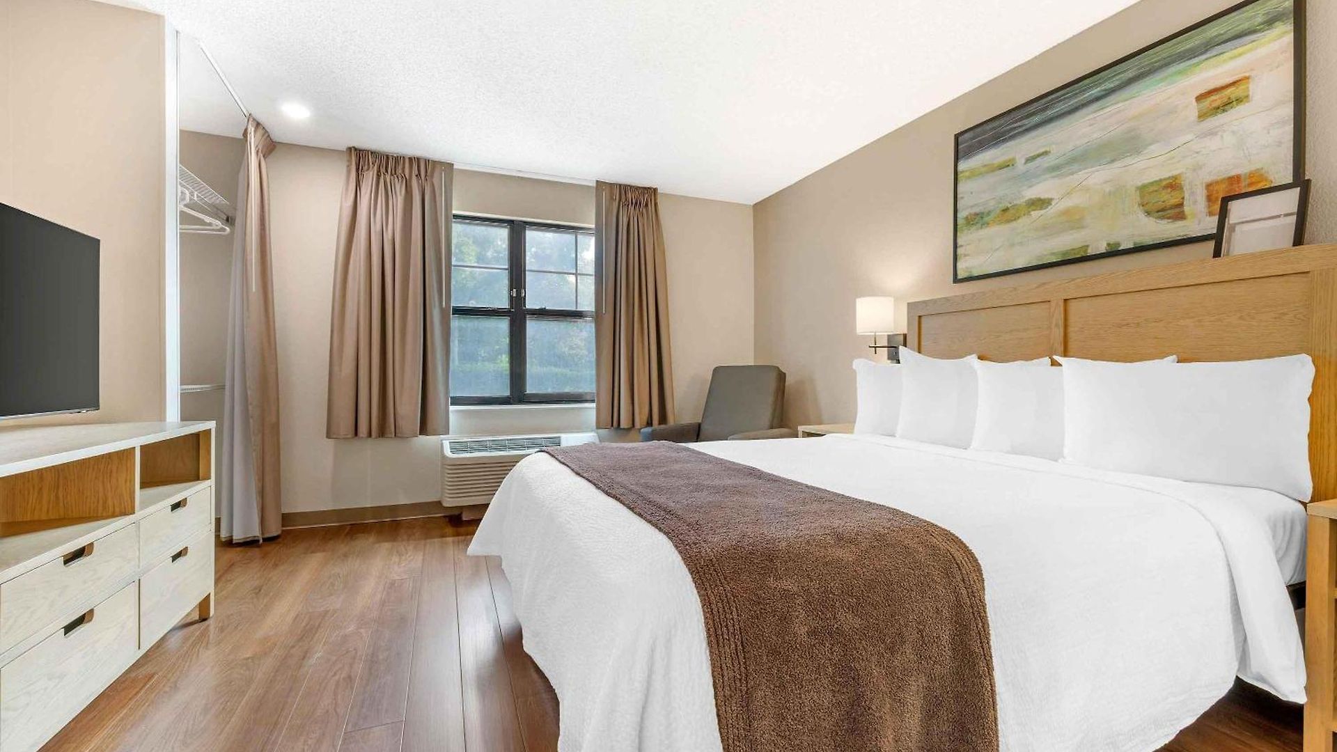 Extended America - San Diego - Village By The Sea Hotel 2*