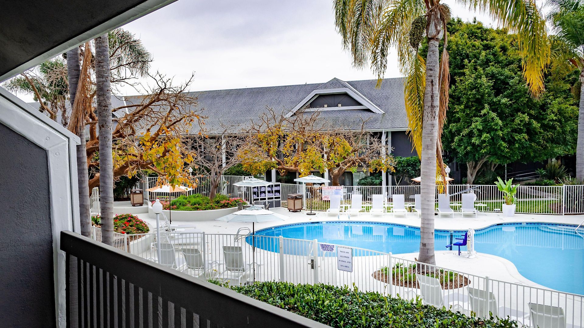 By The Sea 3* Carlsbad