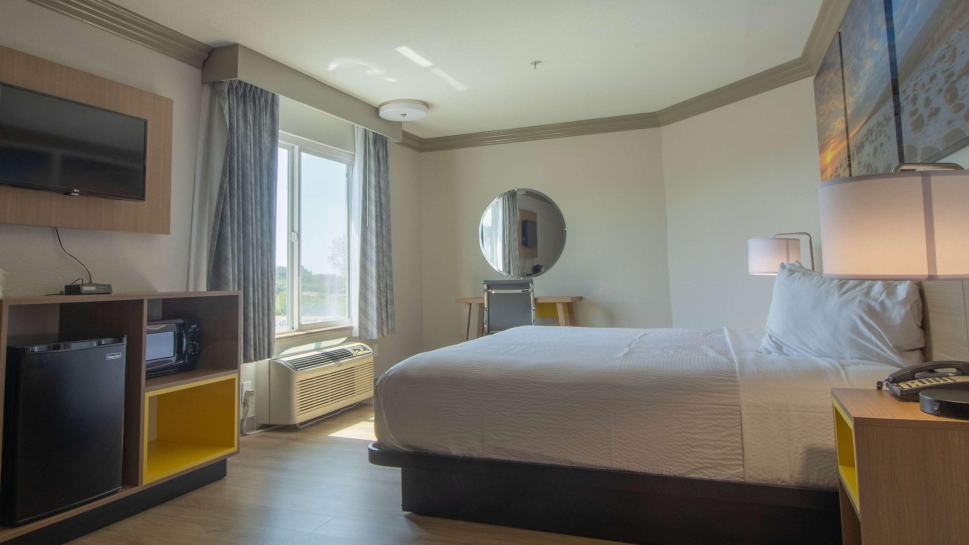 Days By Wyndham Carlsbad