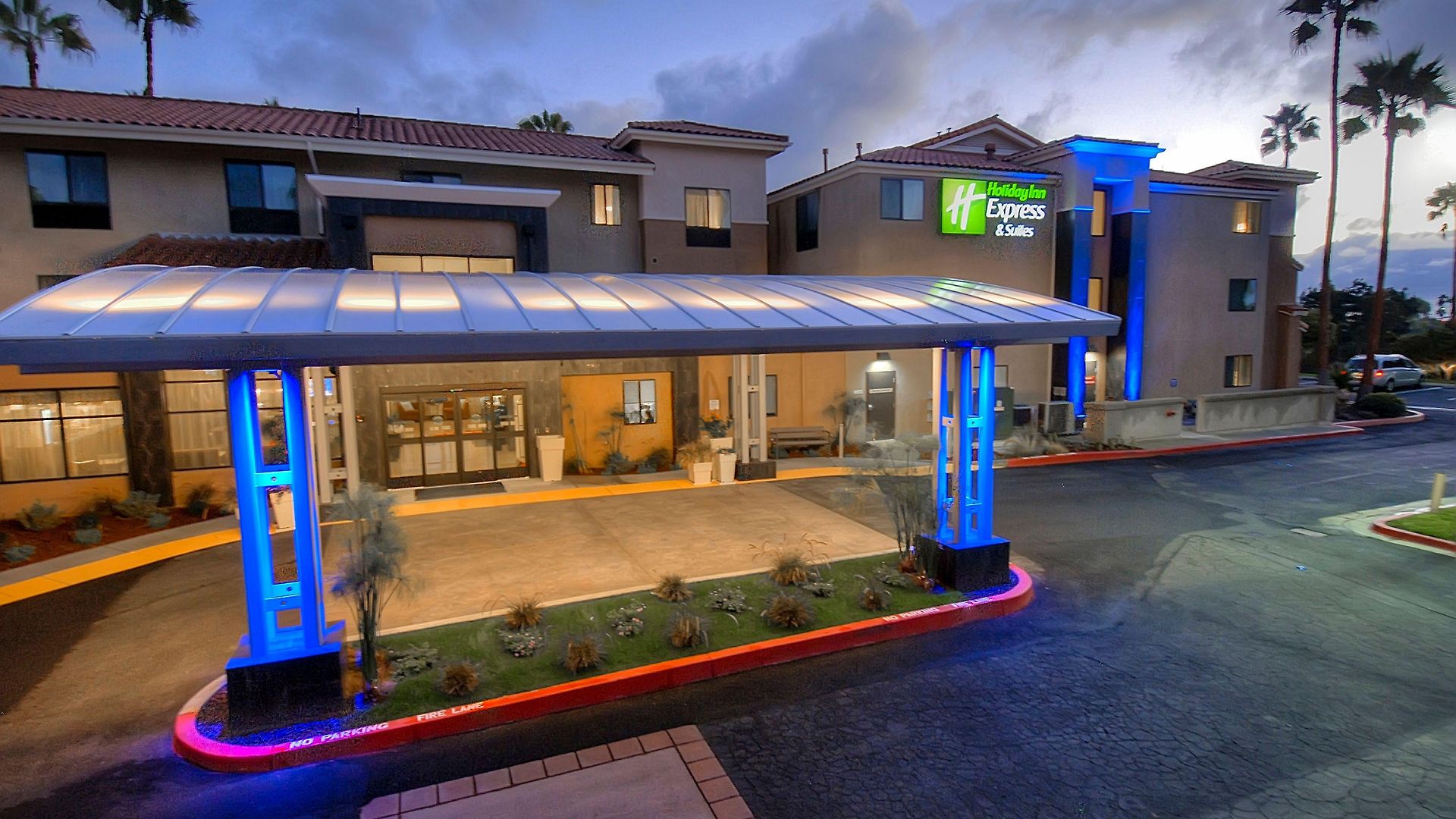Hotel Express & By Ihg 3*