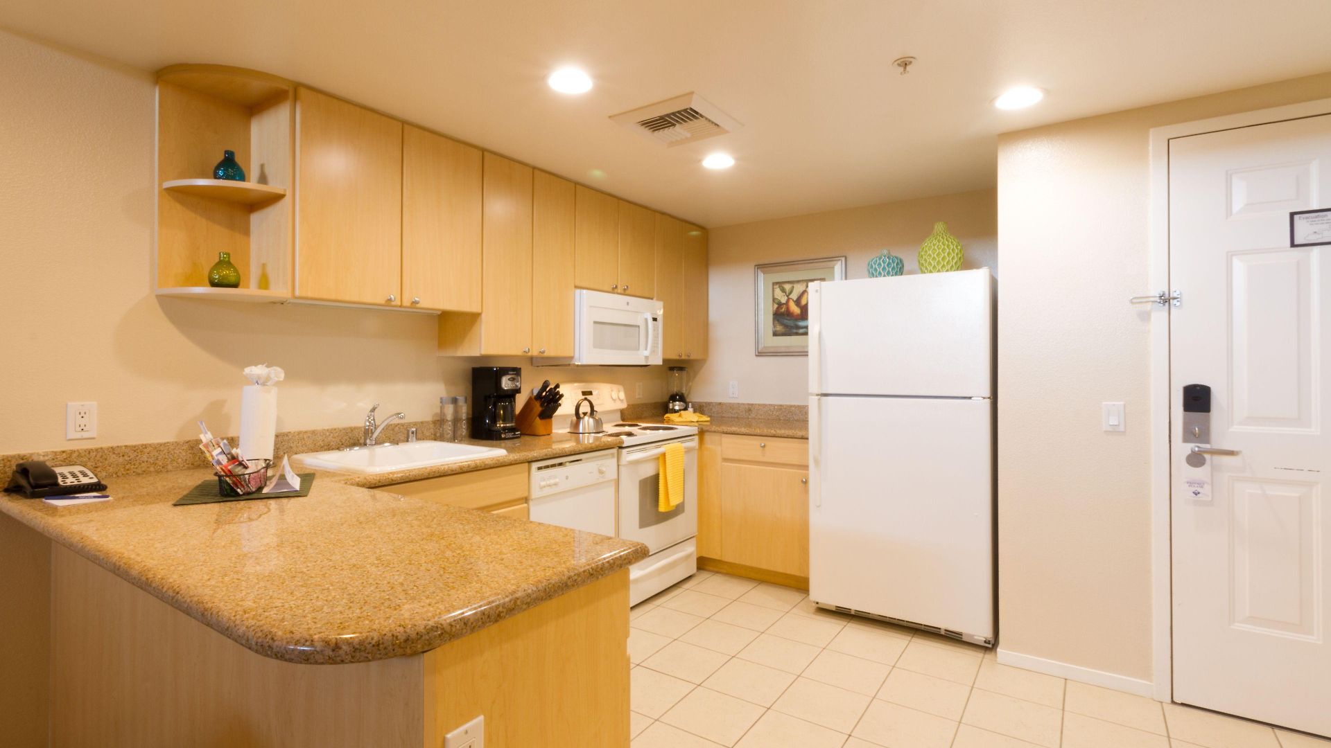 Grand Pacific Palisades 3*