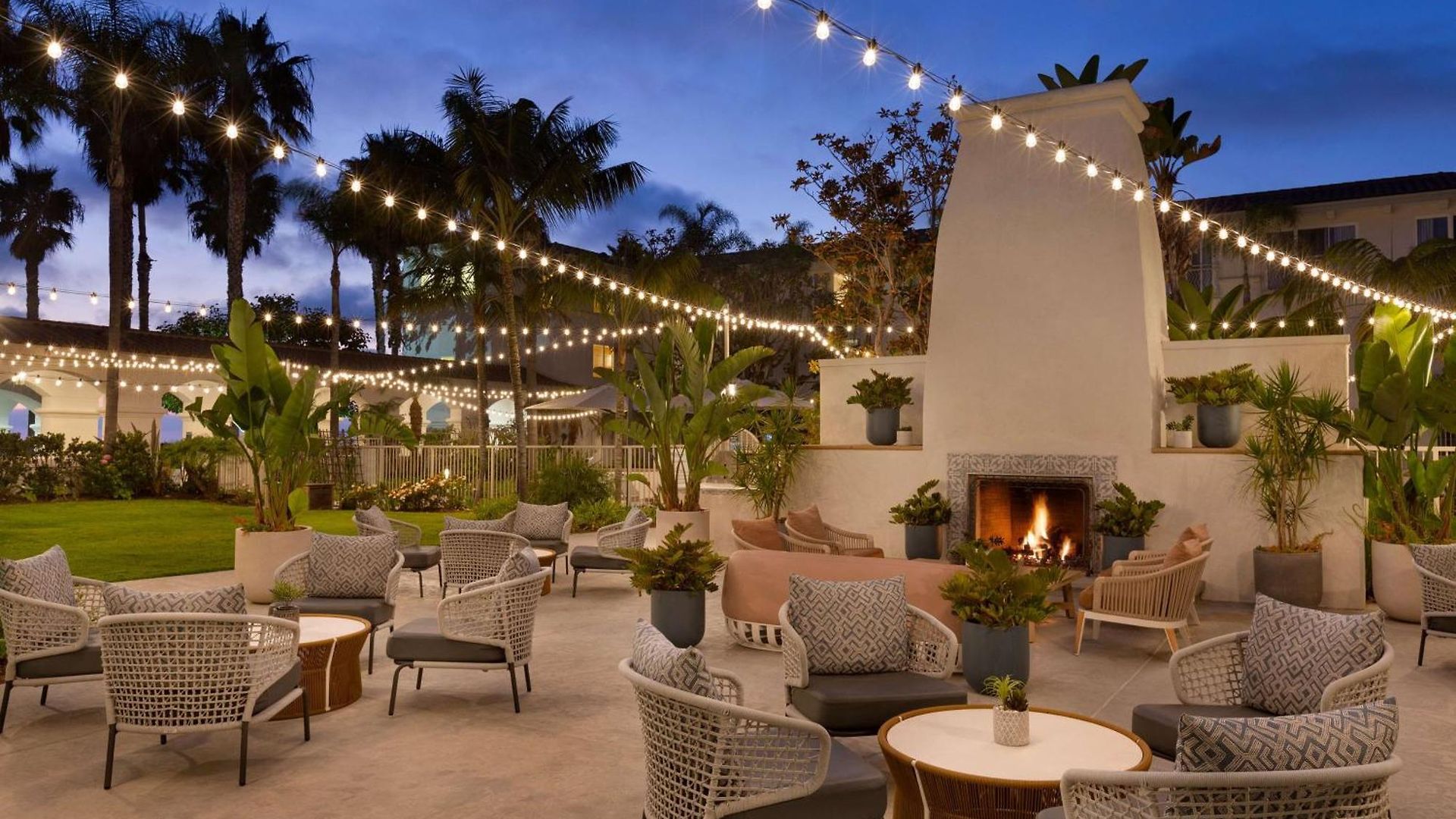 Hilton Garden Hotel 4*