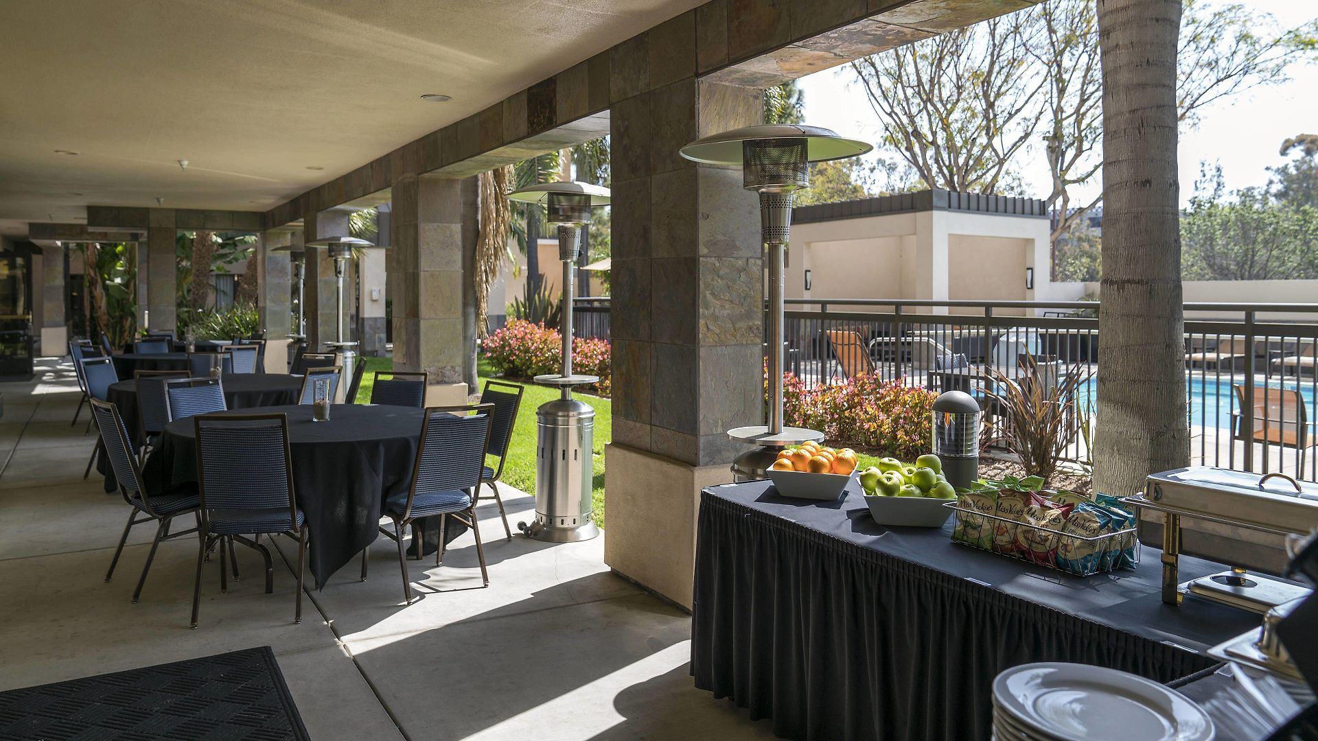 Courtyard By Marriott San Diego Hotel