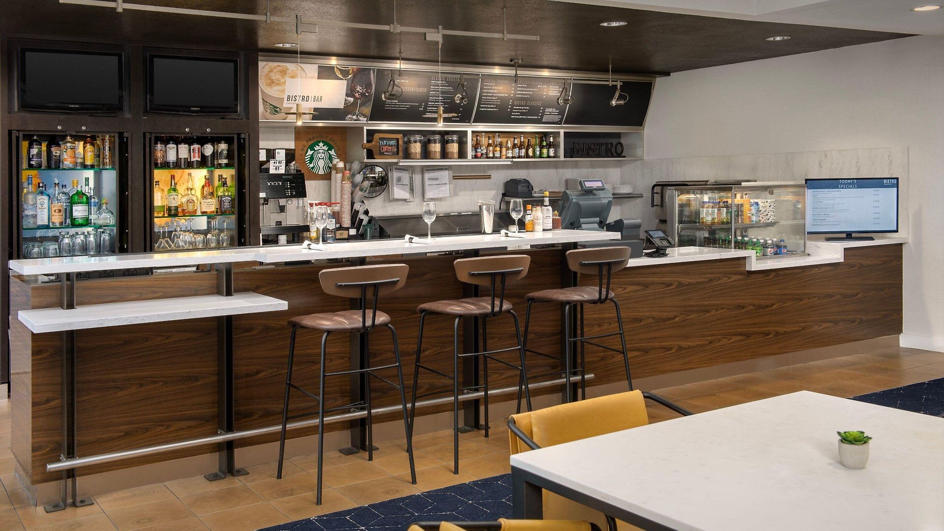 Hotel Courtyard By Marriott San Diego