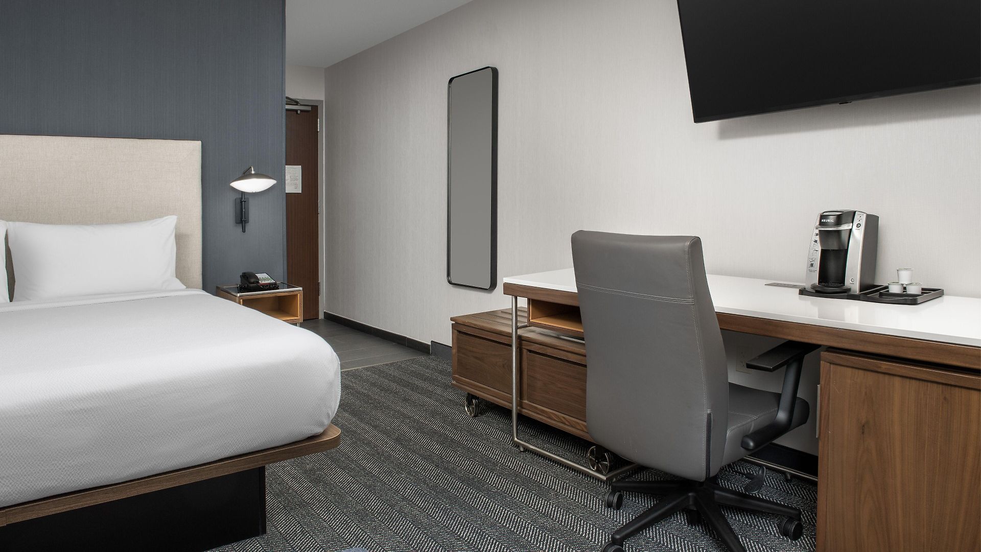 Courtyard By Marriott San Diego