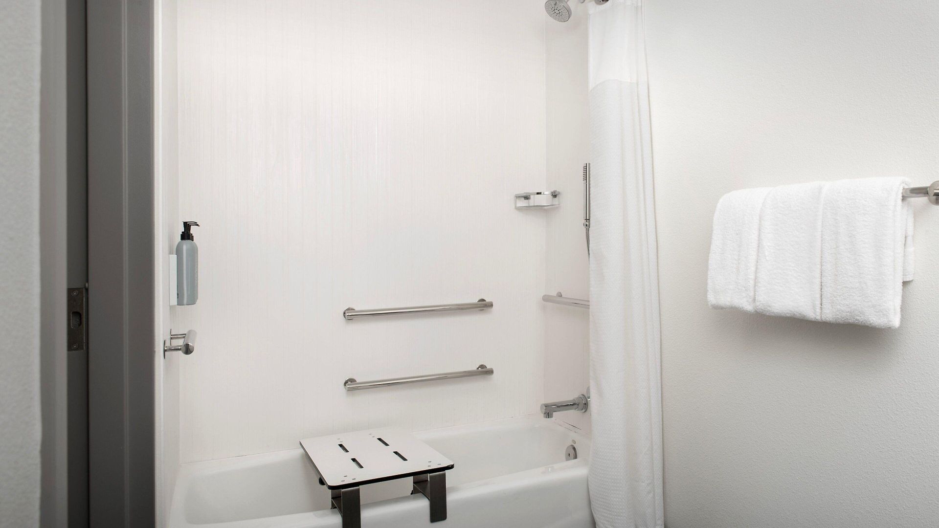 Courtyard By Marriott San Diego 3*