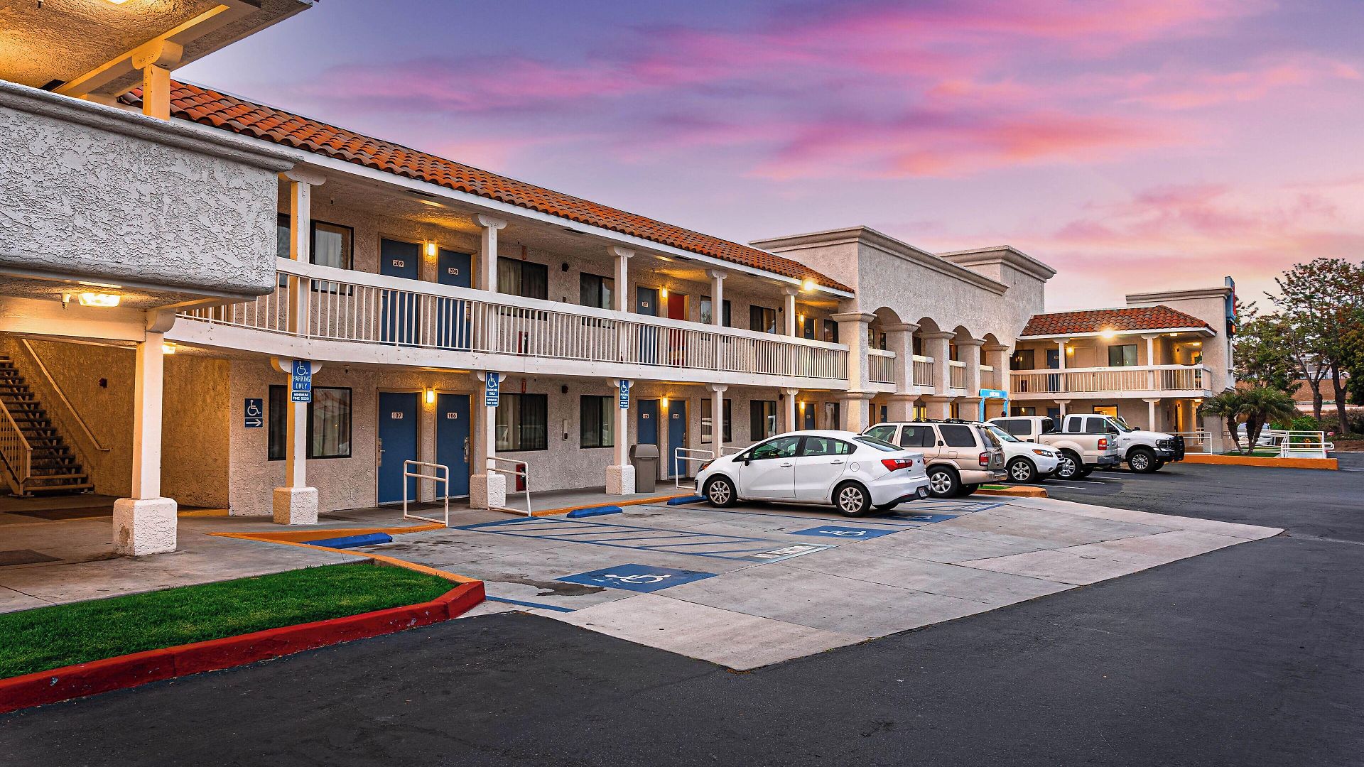 6-carlsbad, Ca