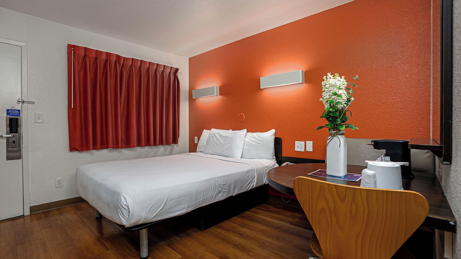6-carlsbad, Ca Hotel