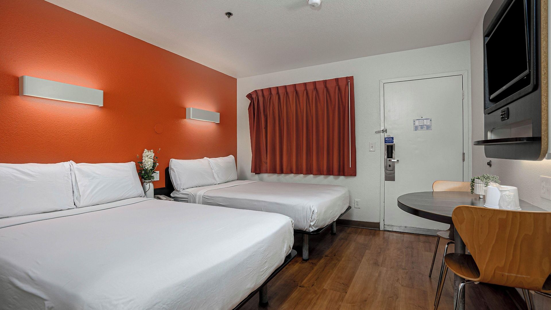 Hotel 6-carlsbad, Ca Carlsbad
