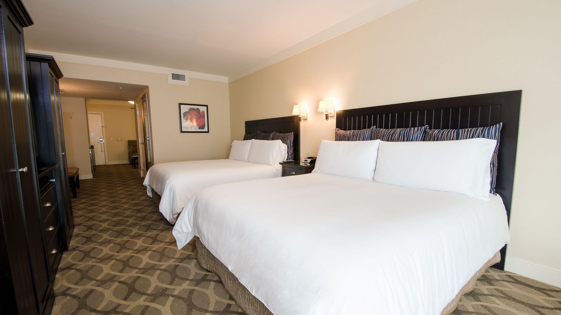 West & 3* Carlsbad