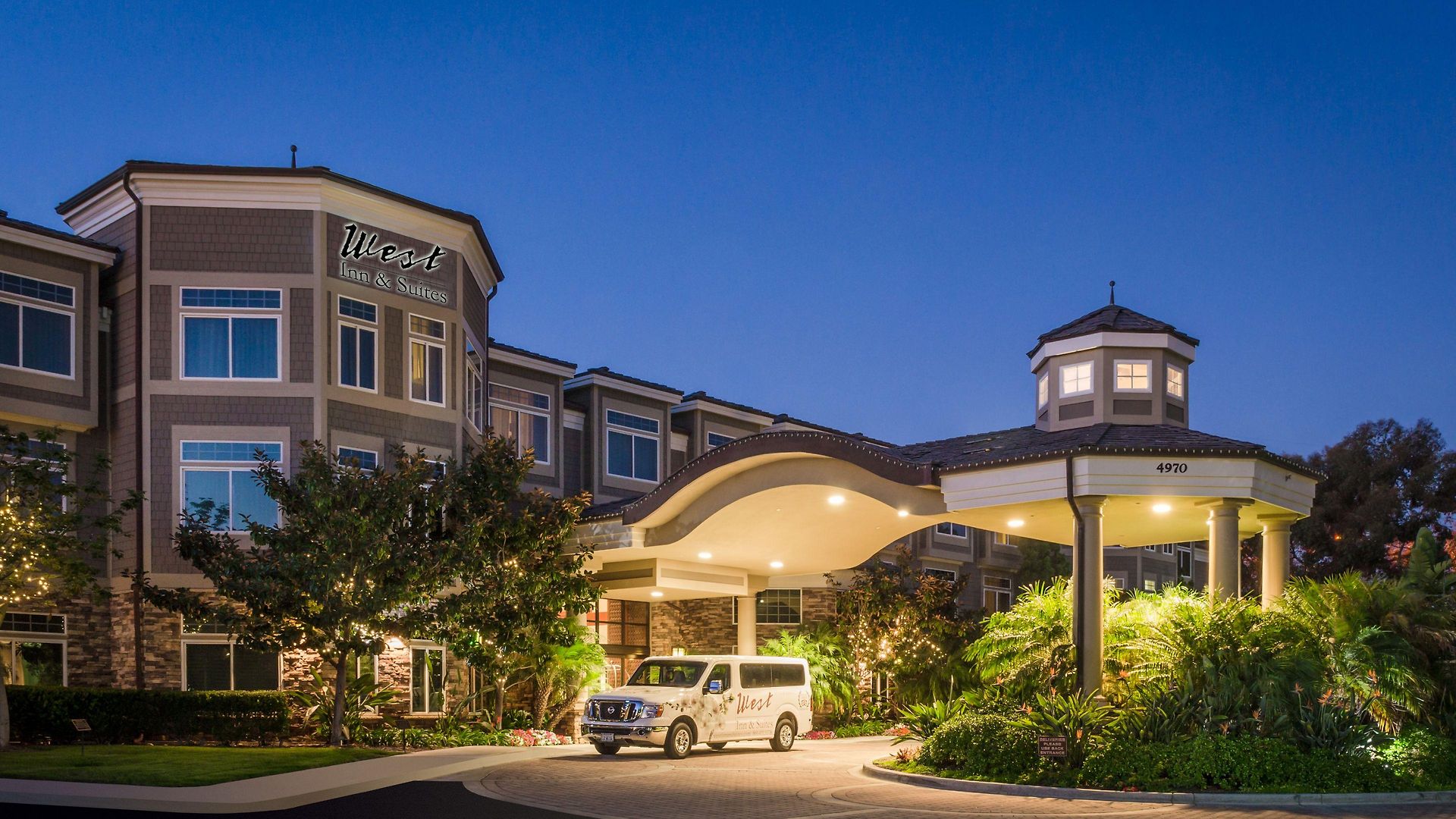 West & 3* Carlsbad