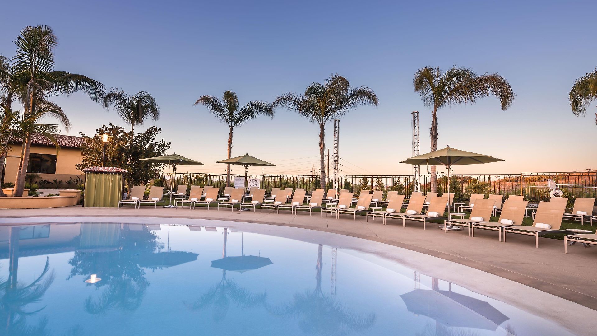 Solea, Autograph Collection 4* Carlsbad