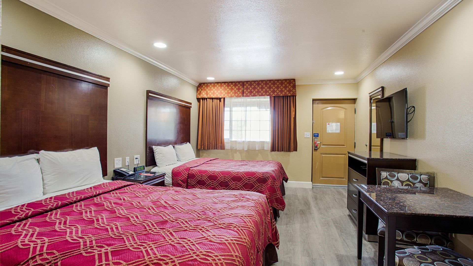6 Carlsbad, Ca- North 3*