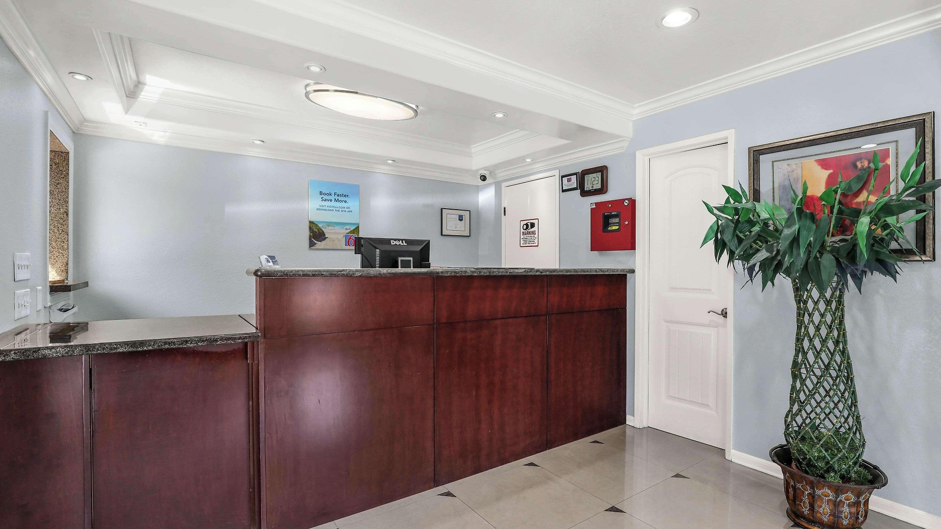 6 Carlsbad, Ca- North 3* Carlsbad